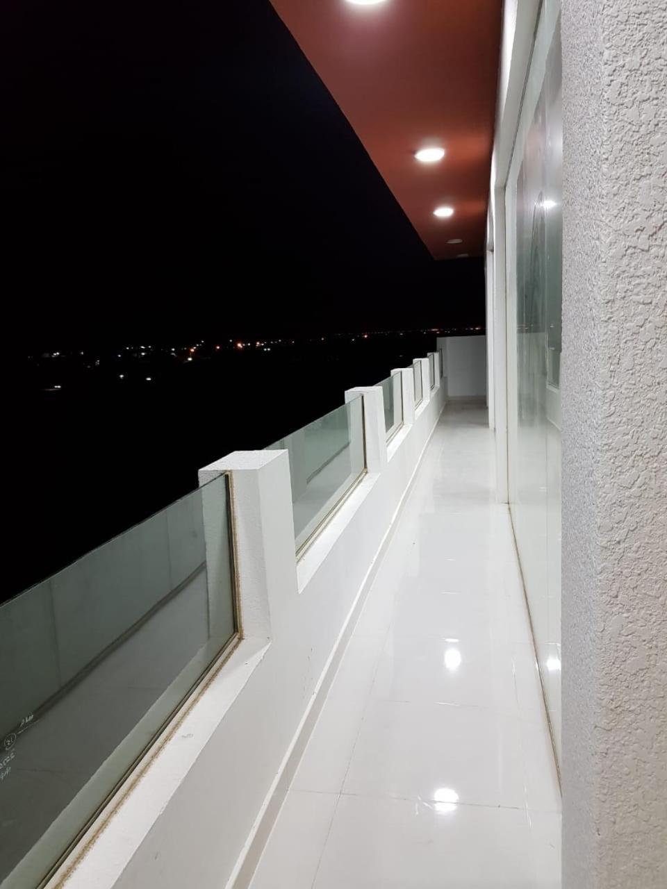 Home X4 الوصل المظهر الخارجي الصورة